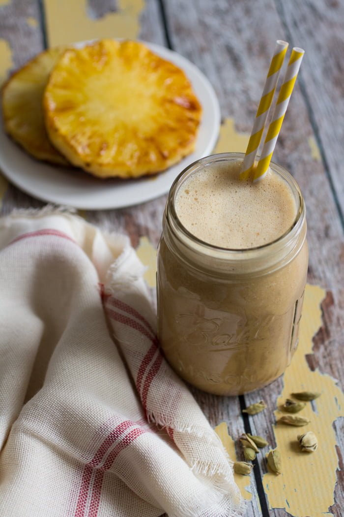 Gekarameliseerde Ananas Lassi