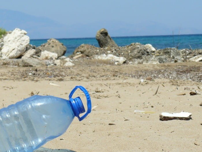 Plastic fles