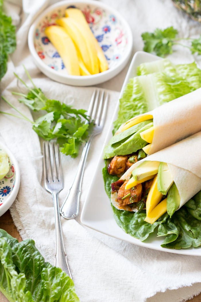 Jamaicaanse Kipwraps met Mango en Avocado