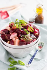 Bietensalade met zure haring