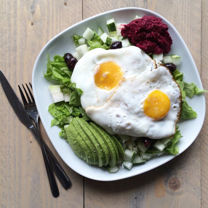 Salade met eieren en avocado