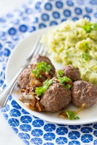 Gehaktballetjes met Jus en Broccolipuree
