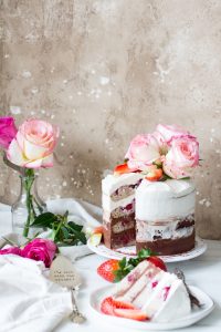 Ombre Cake met Chocolade, Vanille en Frambozen