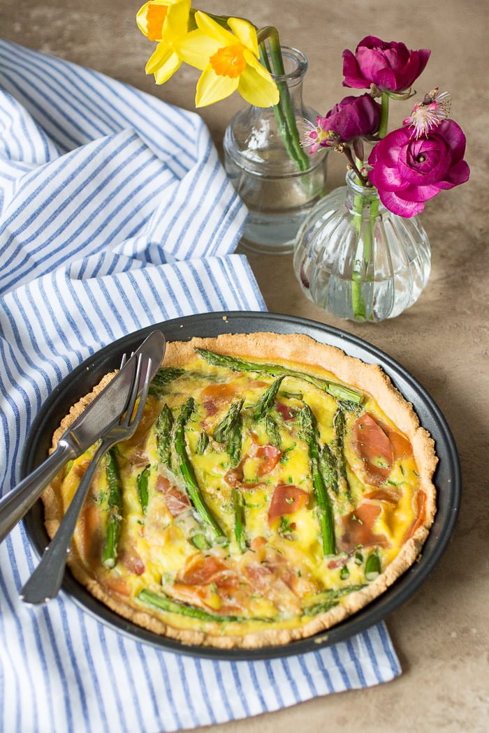 Aspergequiche met parmaham