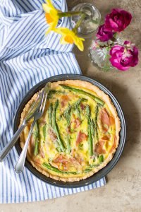 Aspergequiche met parmaham