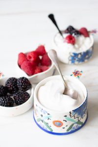 Zelf yoghurt maken zonder machine kokosyoghurt amandelyoghurt recept