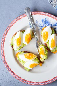 Zoete aardappel toast met ei